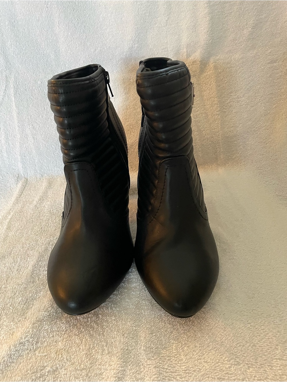 TORRID 9W: Women's Black Quilted Ankle (Moto) Boots - Classic Zip Closure